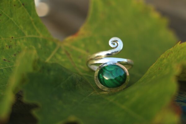 Bague en Malachite réglable – Image 3