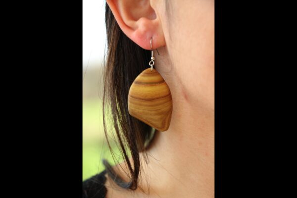 Boucles d'oreilles en sumac – Image 4