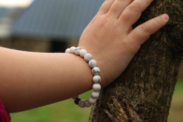 Bracelet enfant en Howlite