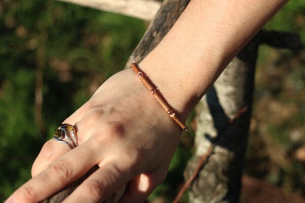 Bracelet en Noisetier et en Cuivre – Image 2