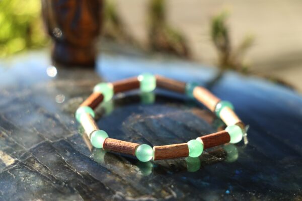 Bracelet enfant en Noisetier et Aventurine – Image 2