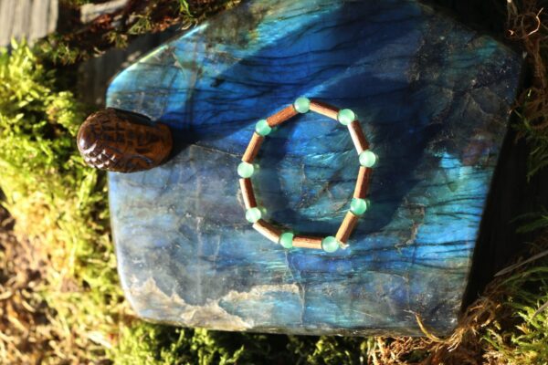Bracelet enfant en Noisetier et Aventurine – Image 3