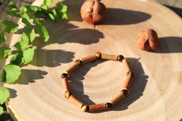 Bracelet en Noisetier et Oeil de tigre – Image 2