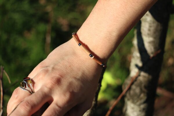 Bracelet en Noisetier et en Hématite – Image 2