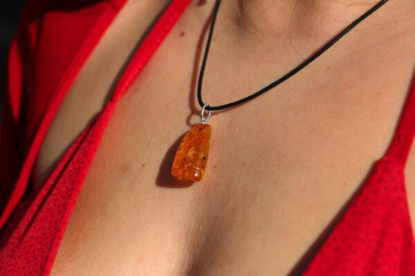 Pendentif en Ambre – Image 6