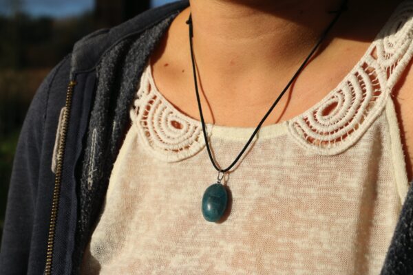 Pendentif en Apatite – Image 5