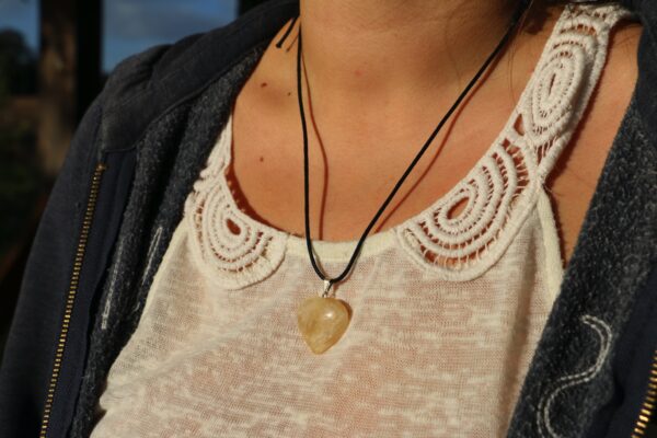 Pendentif coeur en Citrine – Image 5