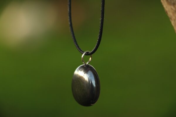 Pendentif en Hématite – Image 3