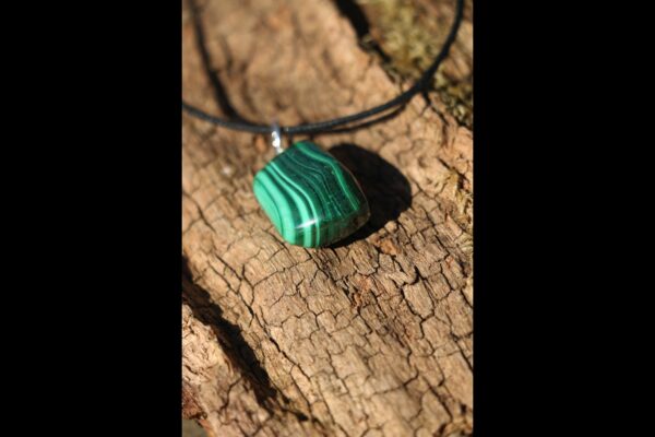 Pendentif en Malachite – Image 4