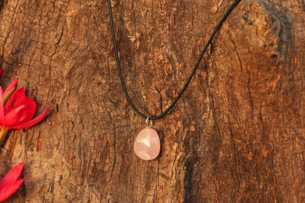 Pendentif en Quartz rose – Image 3