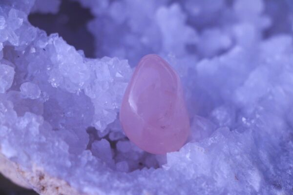 Pierre roulée en Quartz rose – Image 2