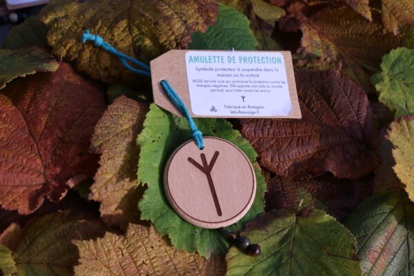 Amulettes de Protection en Hêtre et Pierres Semi-Précieuses – Image 25